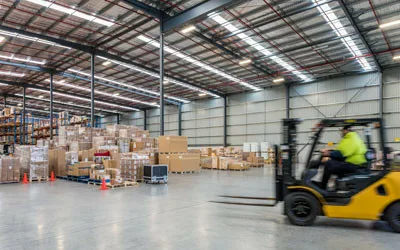 Professional apartment movers in Dubai from dxbmovershub carrying heavy furniture for dismantling and reassembly.